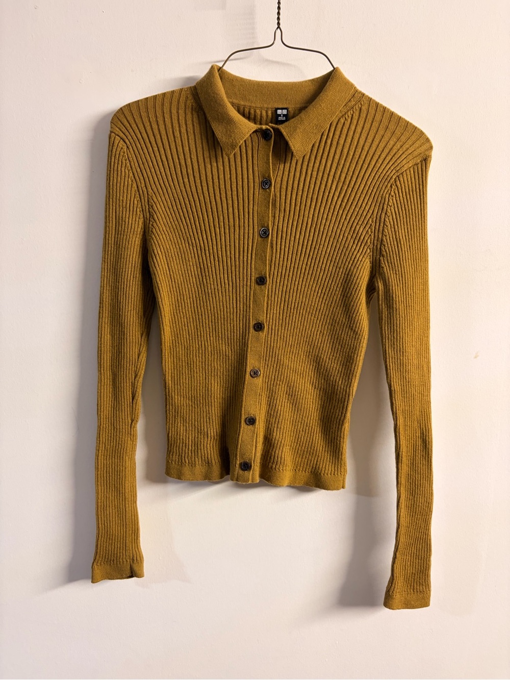 Uniqlo  Ribbed Collared Button Cardigan